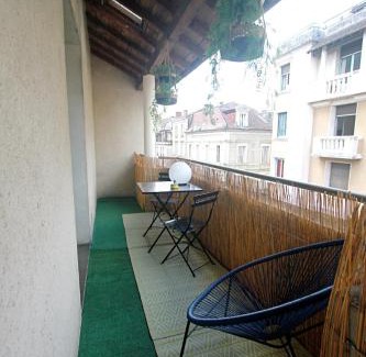 Perigueux Apartamento | Apartment with Exceptional View