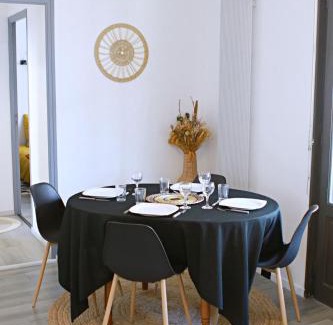 Perigueux Apartamento | Apartment with Exceptional View