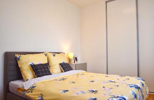 Holesovice Apartamento | Apartment with Free Parking in Prague