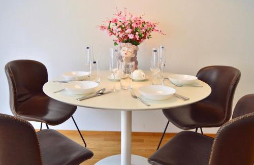 Holesovice Apartamento | Apartment with Free Parking in Prague