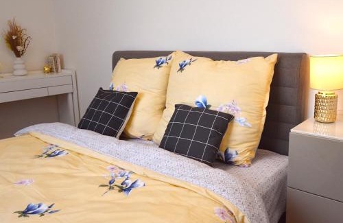 Holesovice Apartamento | Apartment with Free Parking in Prague