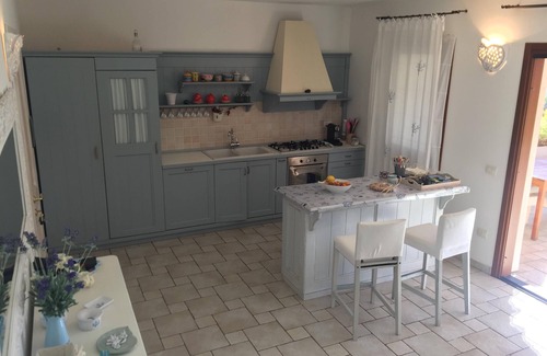Cannigione Apartamento | OFERTAS DE ÚLTIMO MINUTO JULIO - SEPTIEMBRE Apartamento con jardín en Cannigione