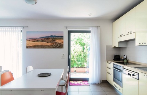 Losone Apartamento | Apartment with garden 5 mins from Ascona (Casa Mummi)