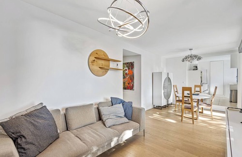 Cassis Apartamento | Apartment with garden