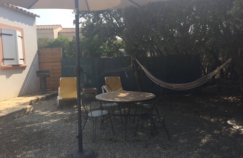 Monticello Apartamento | Apartamento con jardín, bonito apartamento cerca del centro de la ciudad y de la playa.