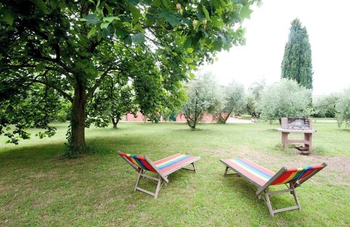 Borghetto-melara Apartamento | Apartment with garden near the sea(two doubles)