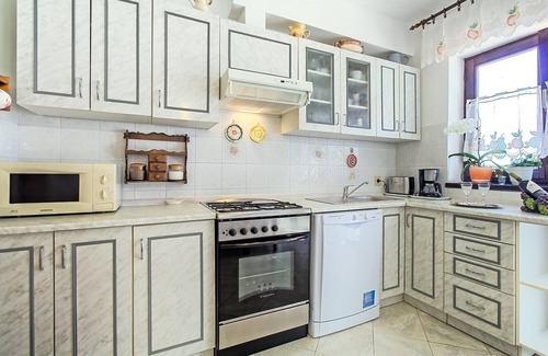 Valica Apartamento | EVA house with apartment