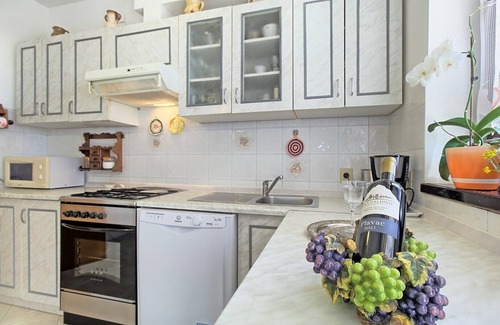 Valica Apartamento | EVA house with apartment