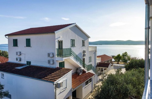 Sveti Petar Apartamento | Apartment with direct sand beach access