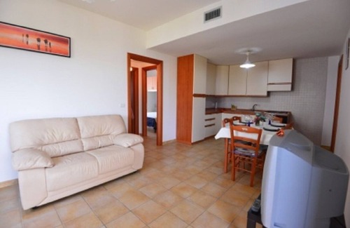 Ginosa Marina Apartamento | APARTAMENTO CON PISCINA COMPARTIDA. Duerme hasta 8 personas.