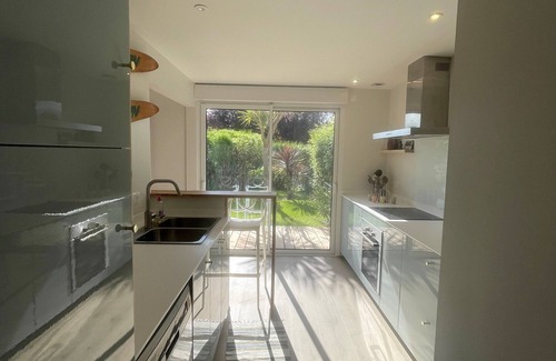 Piriac-sur-Mer Apartamento | Apartment with large terrace on ground floor, access to shops and beach 400 meters