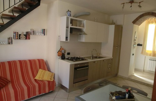 Imperia Apartamento | Apartamento totalmente amueblado, amplia terraza, a pocos pasos del mar, estacionamiento