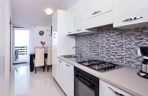 Ravni Apartamento | APART. CON GRAN TERRAZA Y MAGNIFICAS VISTAS AL MAR, A 300m DE LA PLAYA + PS4