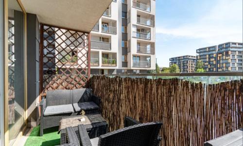 Czyzyny Apartamento | Apartment with living room, kitchen, bedroom, bathroom in amazing neighborhood
