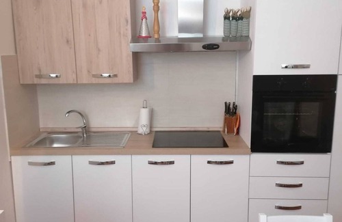 Badia a Ruoti Apartamento | Apartment with Park and Pool immersed in the greenery of Tuscany