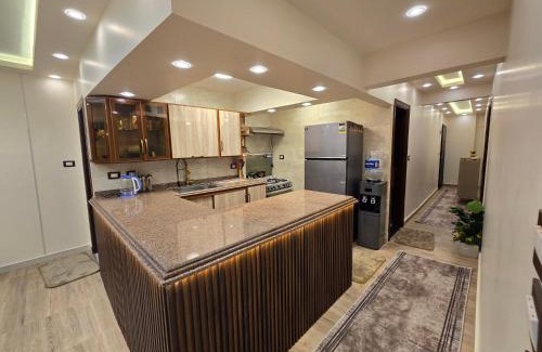 Al-Muntazah Apartamento | Apartment with panoramic sea view sidi bshr Families only