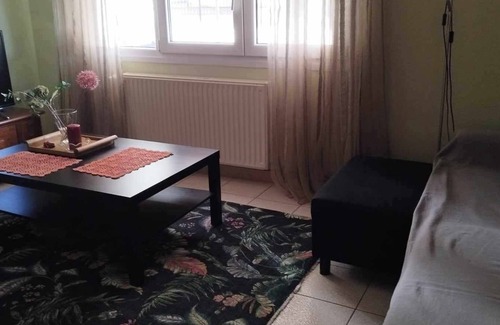Stavroupoli Apartamento | Apartment with parking space and yard at the areaof Thessaloniki