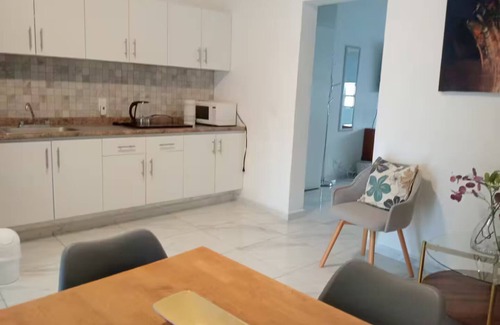 Zapopan Apartamento | Departamento con estacionamiento y aire acondicionado excelente ubicación