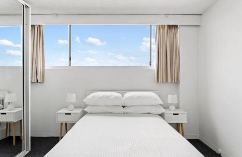Manly Apartamento | Apartment with Pool Access, a minute to the Beach