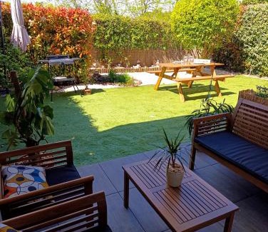 Saint Antoine Apartamento | Apartment with pool in secure residence