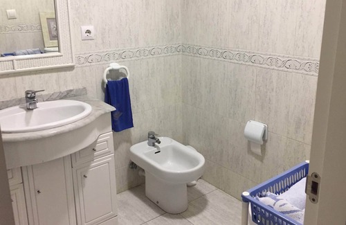 Daimuz Apartamento | APARTAMENTO CON PISCINA SALINIZADA A 100 M DEL MAR.