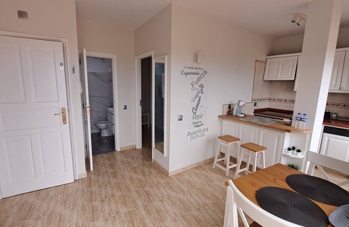 Breña Alta Apartamento | Apartamento con vistas al mar y la montaña. Cerca de todo y conexiones ideales.