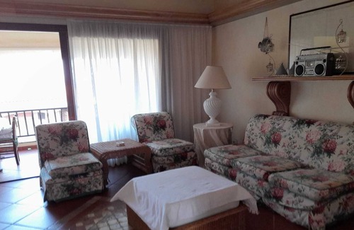 Capo Ferro Casa | Apartamento con vistas al mar a 30 metros de la playa de Cala del Faro