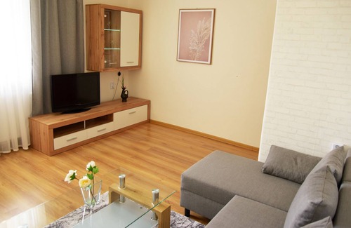 Banska Bystrica Condominio | Apartment with sun terrace in a family house