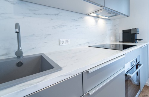 Augsburg-Goggingen Apartamento | Apartment with swimming pool