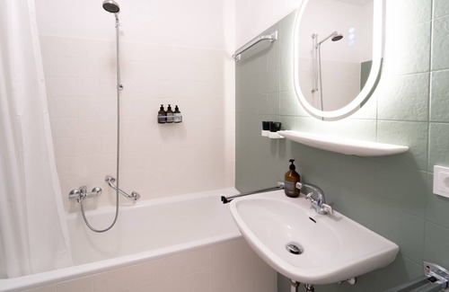 Augsburg-Goggingen Apartamento | Apartment with swimming pool