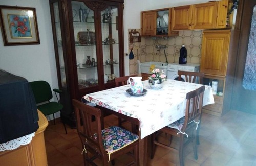 Bosco Chiesanuova Apartamento | Apartment with Terrace