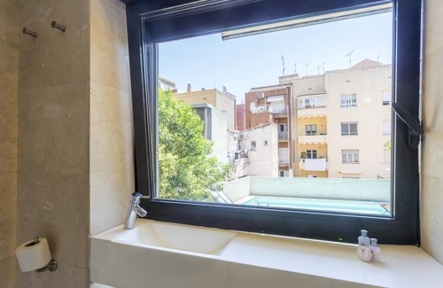 El Putget i Farro Apartamento | Apartamento c/ Terraza y Piscina 3 hab 8 pax Mobile World Crongress -WiFi Gratis
