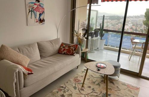Le Cannet Apartamento | Apartment with terrace in Le Cannet Colline