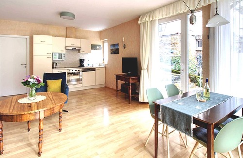 Bullay Apartamento | Apartment with terrace on the banks and with a view of the Moselle