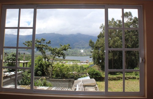 San Pablo del Lago Apartamento | Apartamento con vista del Lago San Pablo