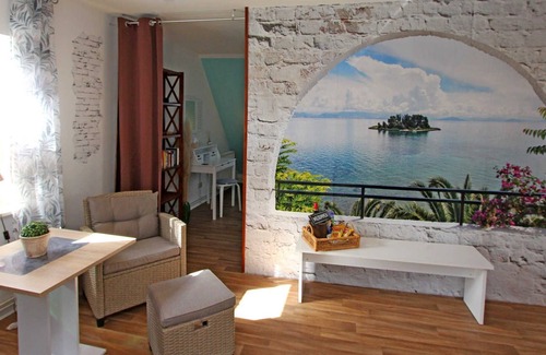 Eggesin Apartamento | Vrbo Property