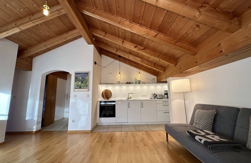 Untergrainau Apartamento | Nuevo !!! Entre diciembre de 2017a Sueño apartamento con vistas a la montaña para 2 personas.