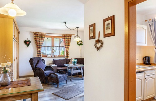 Mittenwald Apartamento | Apartamento 'Wohnung 1' con vistas a la montaña, balcón y Wi-Fi