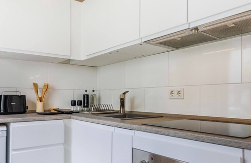 Schoenefeld Apartamento | Apartamento 'Wohnung Mit Terrasse Nähe Airport' con terraza privada y Wi-Fi