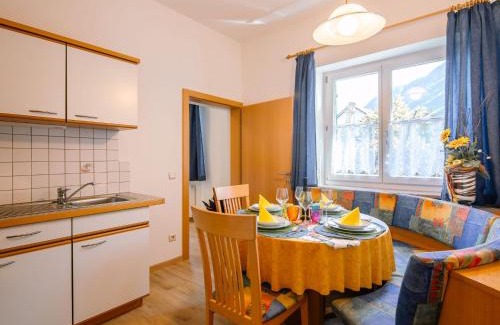 Andriano Apartamento | Apartment Wolfsthurn by Interhome