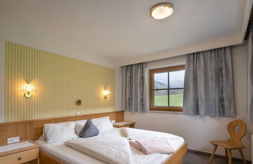 Auffach Apartamento | Apartment "Wood Anemone" - Haus Rosenheim