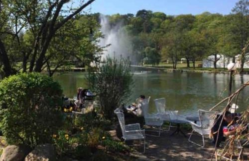 Askim Apartamento | Apartment , wooded area lake, sea ,golf and shopping malls Askim domarings väg 154
