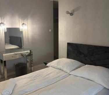 Wrzesnia Apartamento | Apartment z Widokiem na Park