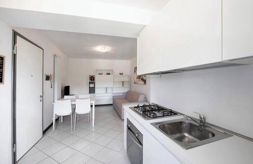 Celle Ligure Apartamento | Apartamento 'Zafferano Suites - Origano' con vistas al mar, jardín compartido y Wi-Fi