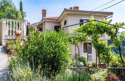 Vrbnik Apartamento | Apartment Zahija