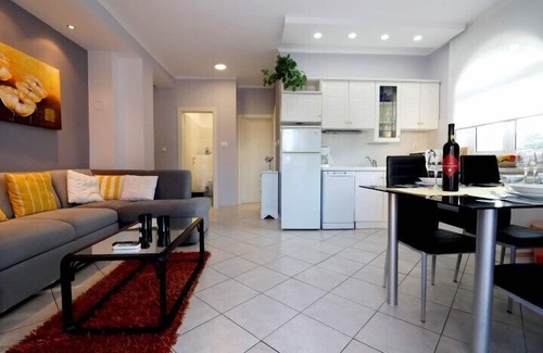 Porat Apartamento | Nice Apartments Mira by the sea / Apartment With 2 rooms on the beach