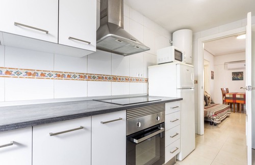 Benicalap Apartamento | Apartamento 'Zona Garbí - B' con Wi-Fi y aire acondicionado