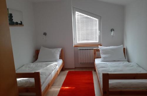 Kamnica Apartamento | Apartment Zupan