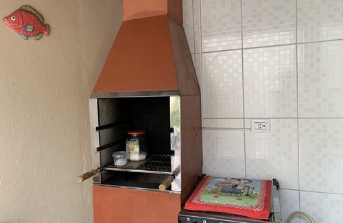 Toninhas Apartamento | Apartamento para hasta 4 personas, a 2 minutos a pie de la playa con AR y barbacoa.