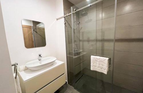 Roman Ridge Apartamento | ApartmentBuddy